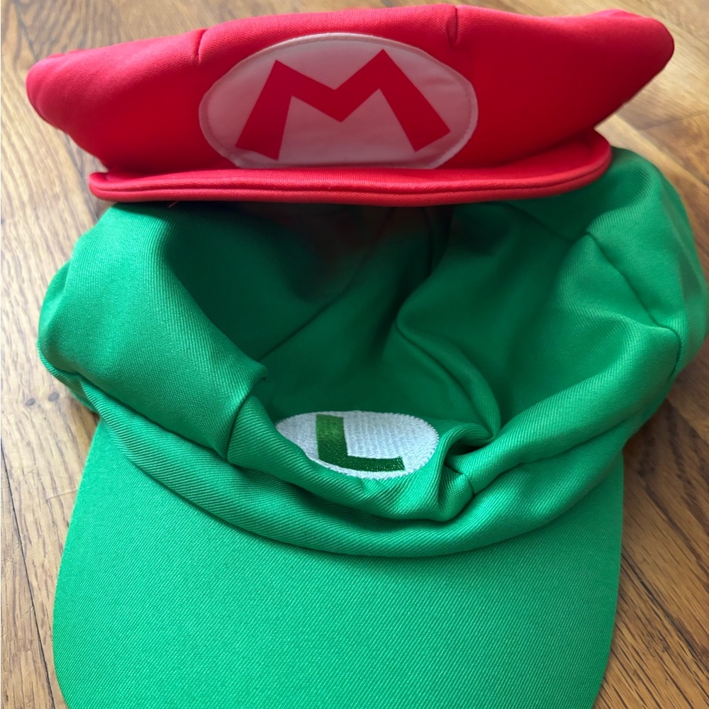 Super Mario Brothers Kids Hat Set - Red and Green